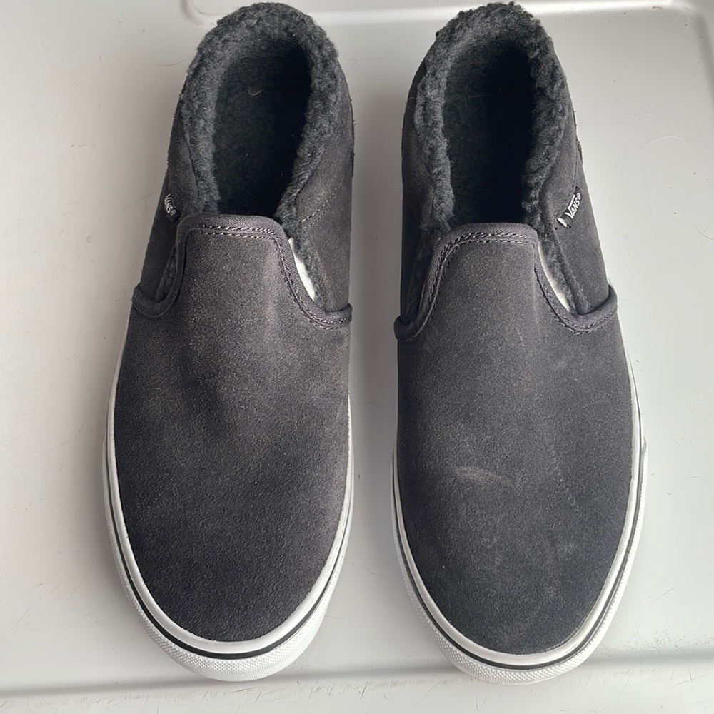 Vans Asher shoes slip on asphalt black suede Sherpa fur lined men size 7 1/2 7.5